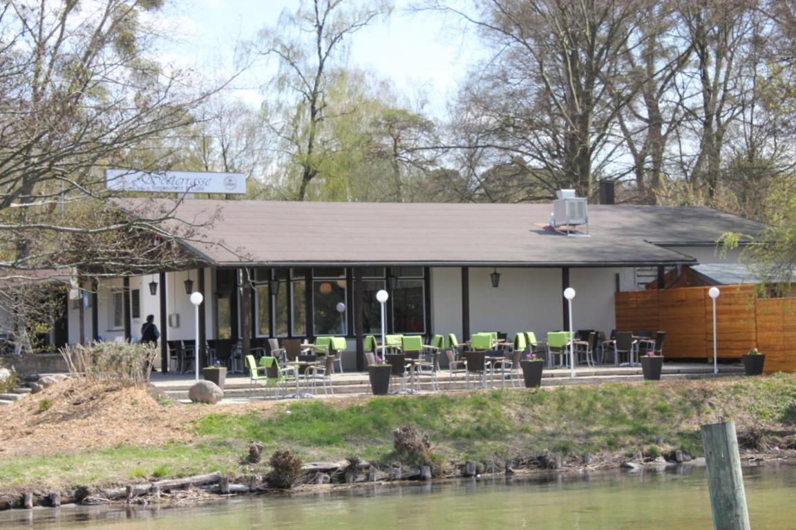 Budget Seezeit-Resort Am Werbellinsee Altenhof  Buitenkant foto
